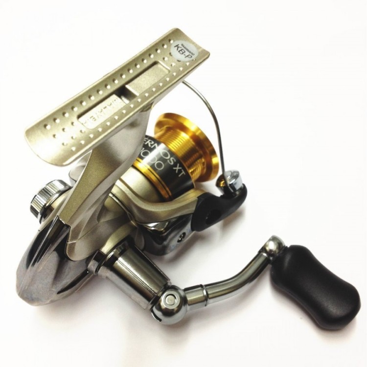 SHIMANO  AERNOS  XT  2500